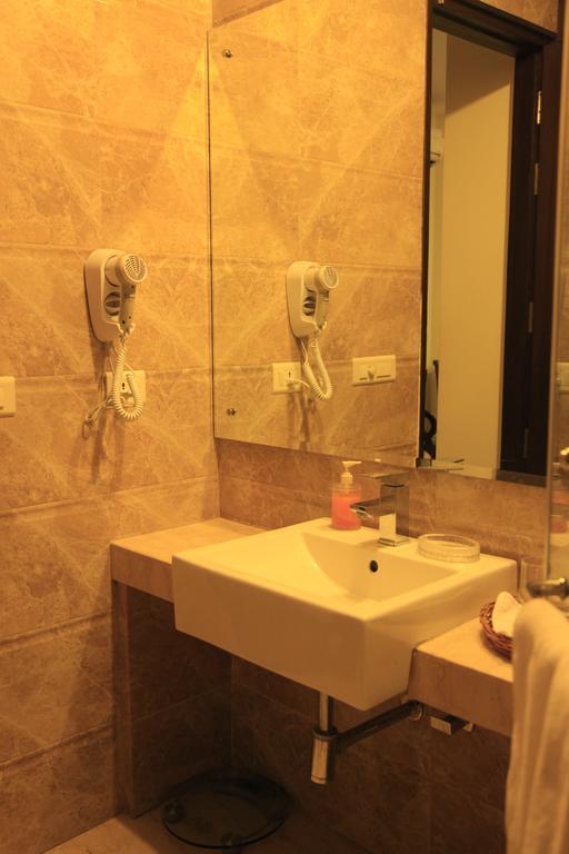Indiyaah Inn Gurgaon Room photo